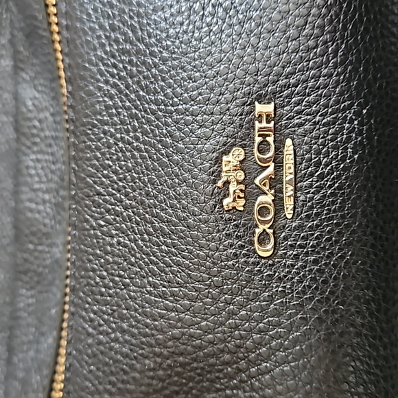 COACH medium charlie backpack - Picture 2 of 5